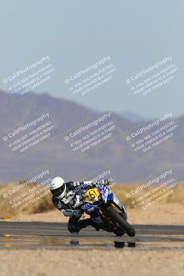 media/Mar-22-2025-CVMA (Sat) [[462c0ffedb]]/Race 13-Amateur Supersport Middleweight/